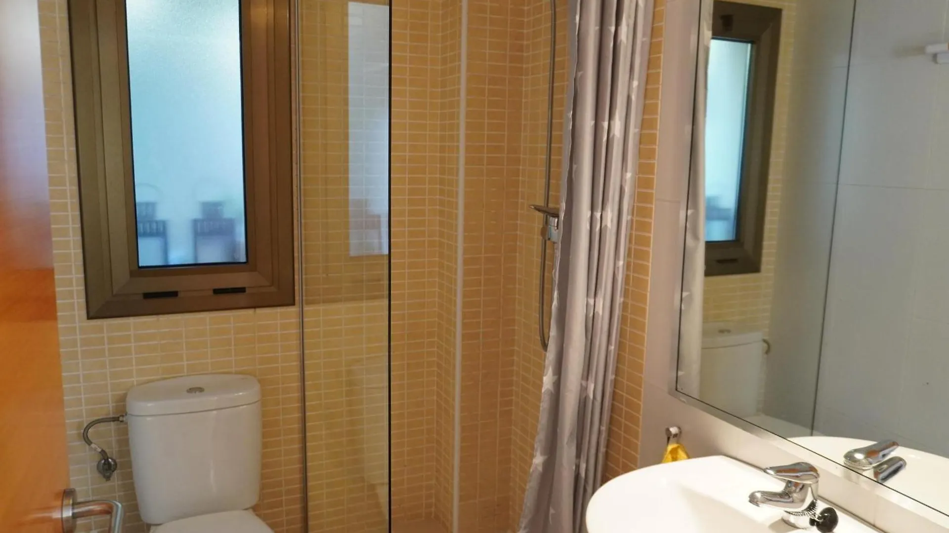 Holiday home Casa Moderna Con Piscina Comunitaria, Cerca De L'Estartit Y Actividades En La Playa - Es-323-51 Villa